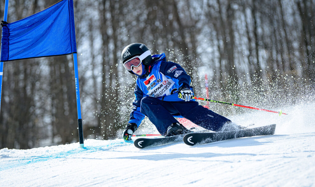 Skieur du club de compétition de SKI Vallée Bleue